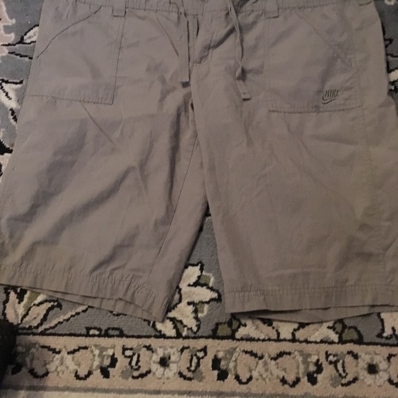 Nike Pants - Shorts 20 1/2 length buttons ties pockets Nike Pants - Shorts 20 1/2 length buttons ties pockets